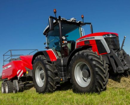 A new era of straightforward, dependable  and connected tractors