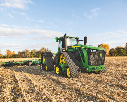 John Deere to show world’s largest production tractor 