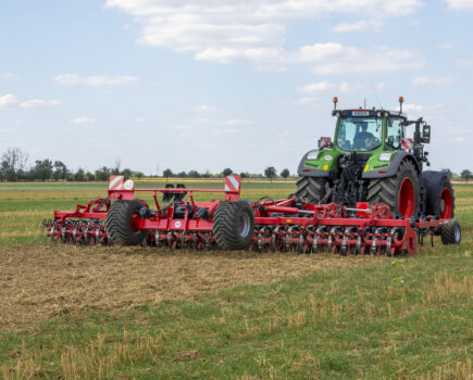 New Finer XL trailed spring tine cultivator for a wide range of applications