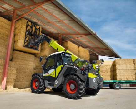 New CLAAS Scorpion telehandler combines high load capacity with 8m lifting height