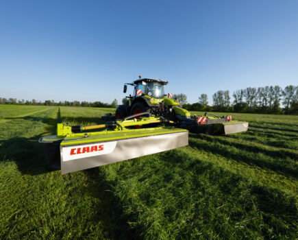 New CLAAS large-scale mowers