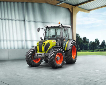 New compact tractor series: CLAAS unveils new AXOS 200