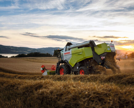 CLAAS completes combine harvester family with new EVION model series