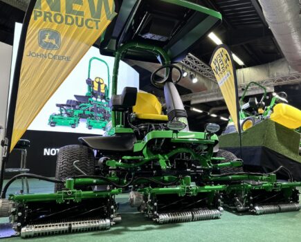 John Deere launches electric greens mowers and hybrid innovations