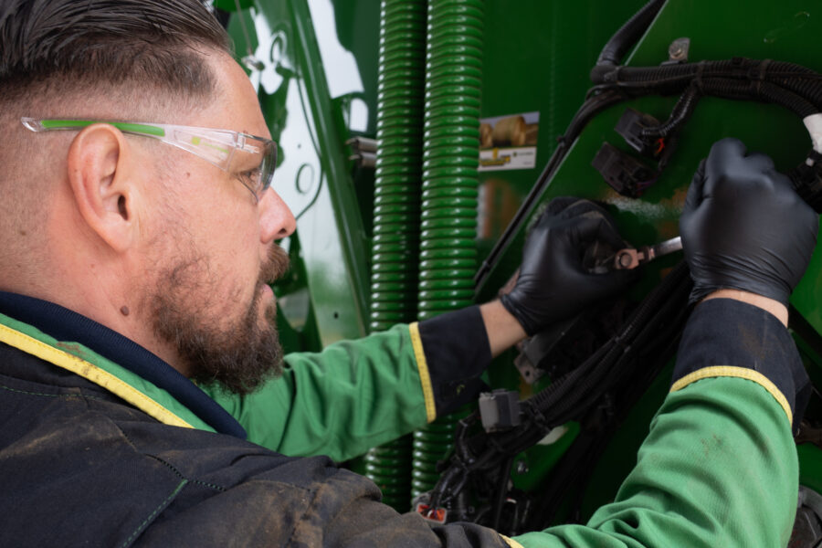 John Deere to open its doors for service leavers to visualise a new career