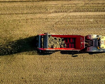 Spread the load better with twin floor chains