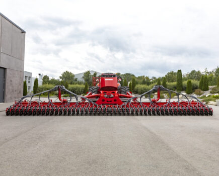 HORSCH Avatar 12.25 SD – new series with new equipment options 