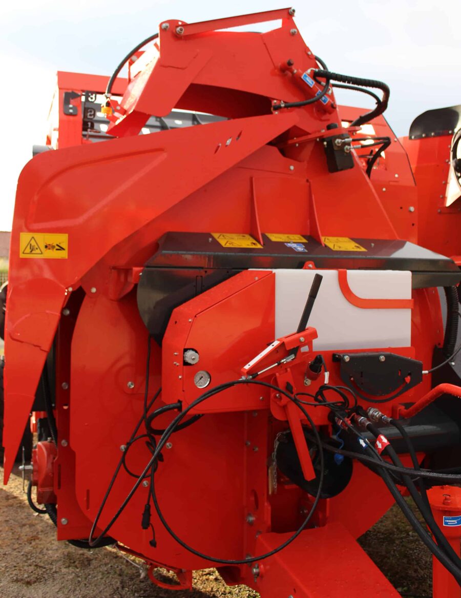 New Cleanstraw system reduces dust in livestock housing