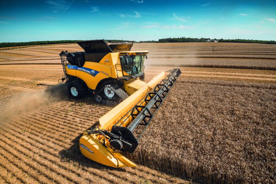 New Holland extends CR Revelation combine range and takes automation to a new level