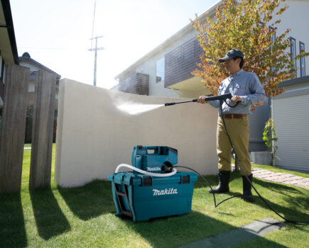 Makita launches new cordless LXT pressure washer