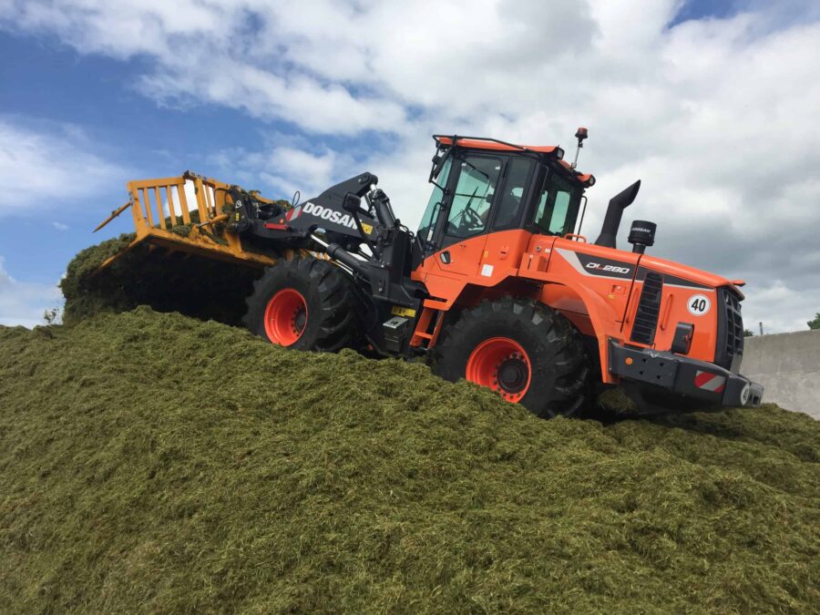 Doosan Shows New DL280-5 Wheel Loader