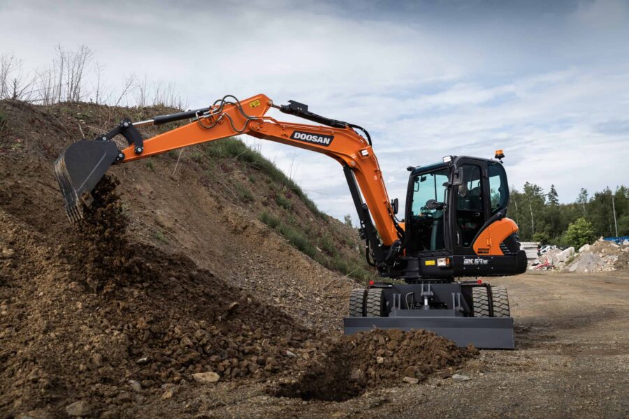 Doosan launches New DX57W-7 Stage V wheeled excavator