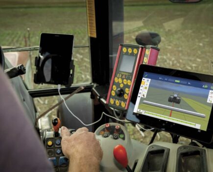 Trimble introduces elite Vantage dealer network to the UK