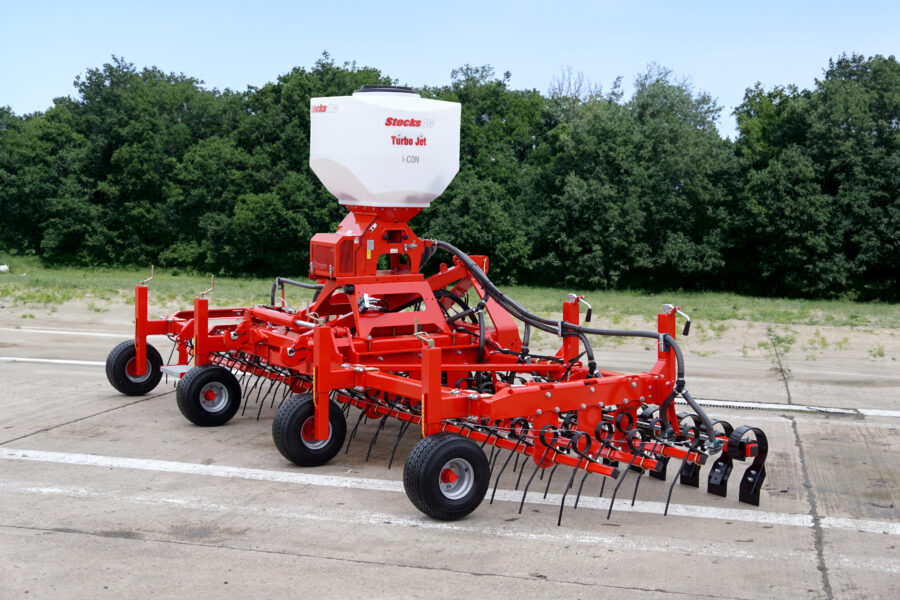 New seeder options and Turbo Discs for HE-VA Top Strigle straw harrow