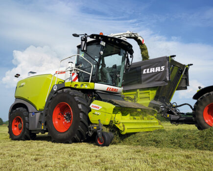 New equipment features for CLAAS JAGUAR 900 forage harvesters