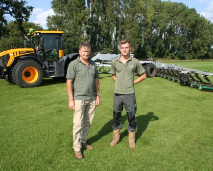 JCB Fastrac keeps turf grower’s sowing and mowing on track