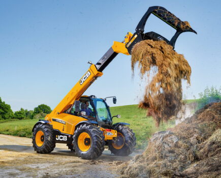 JCB extends Loadall range