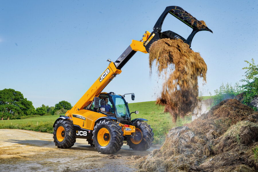 JCB extends Loadall range