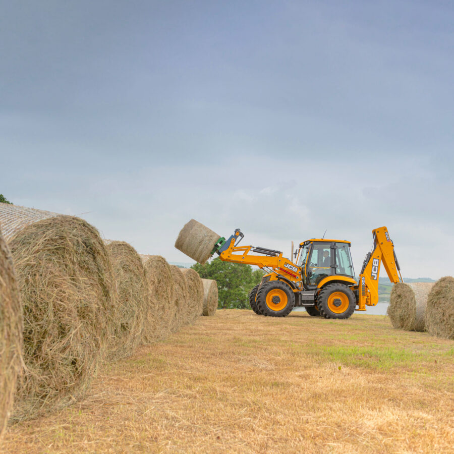 JCB Backhoe-Loader is cattle farmer’s choice for farm work