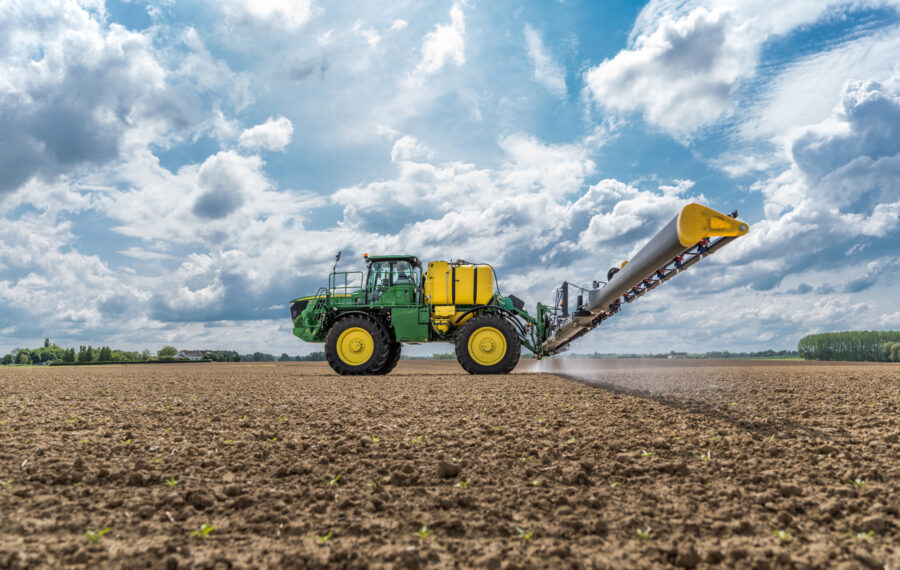 John Deere demos new sprayer