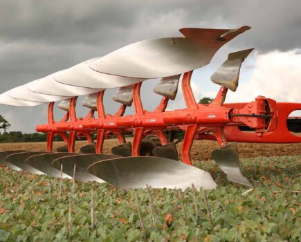 New Vari-Master on-land mounted plough range