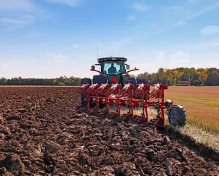 LO reversible plough gains Max specification