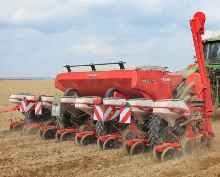 New generation of precision seed drills