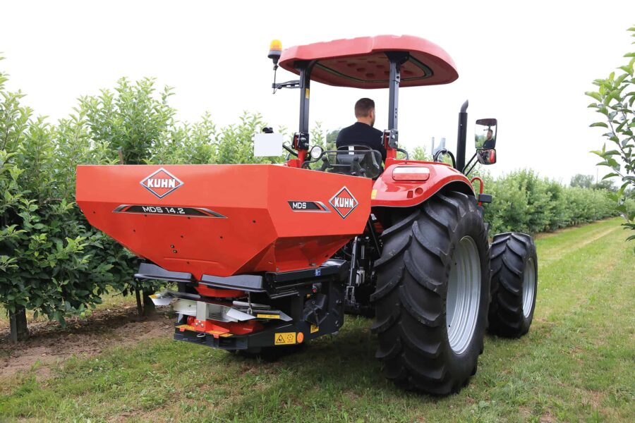 Kuhn upgrades spreader range