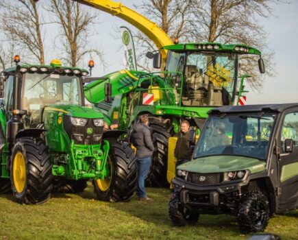 Exclusive John Deere factory tour at MMS