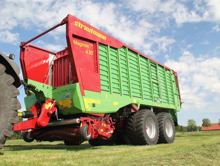 New professional forage wagon