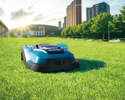 Makita launches its first robotic mower