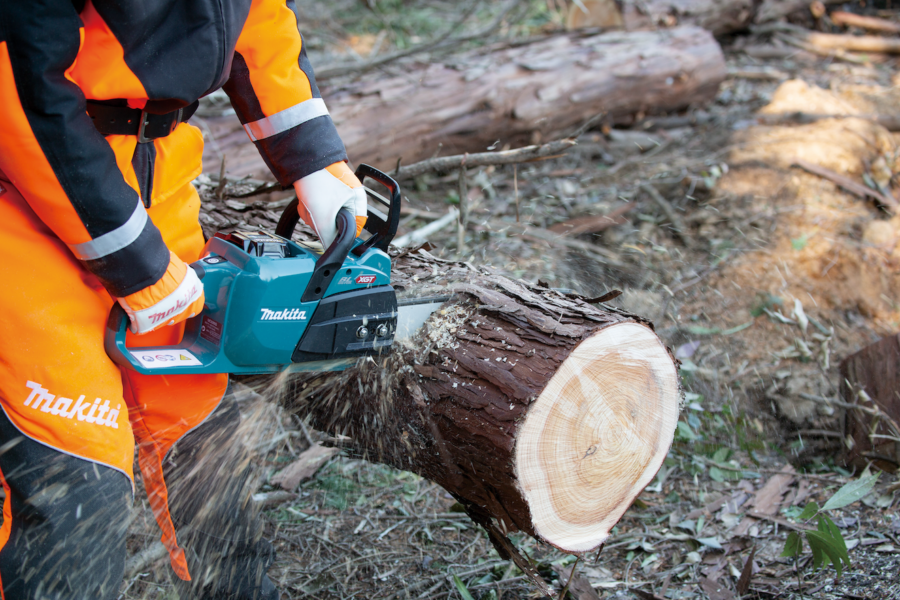 Makita’s new range of XGT chainsaws have arrived