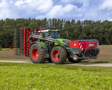 New generation of HORSCH Partner front tank