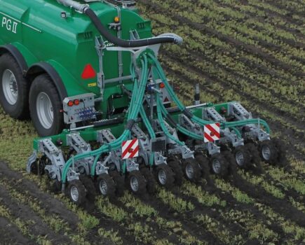 Samson AGRO A/S launches new injector for placing slurry in row crops 