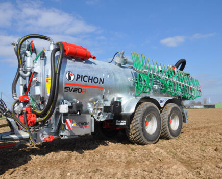 A new organic liquid fertiliser spreader series