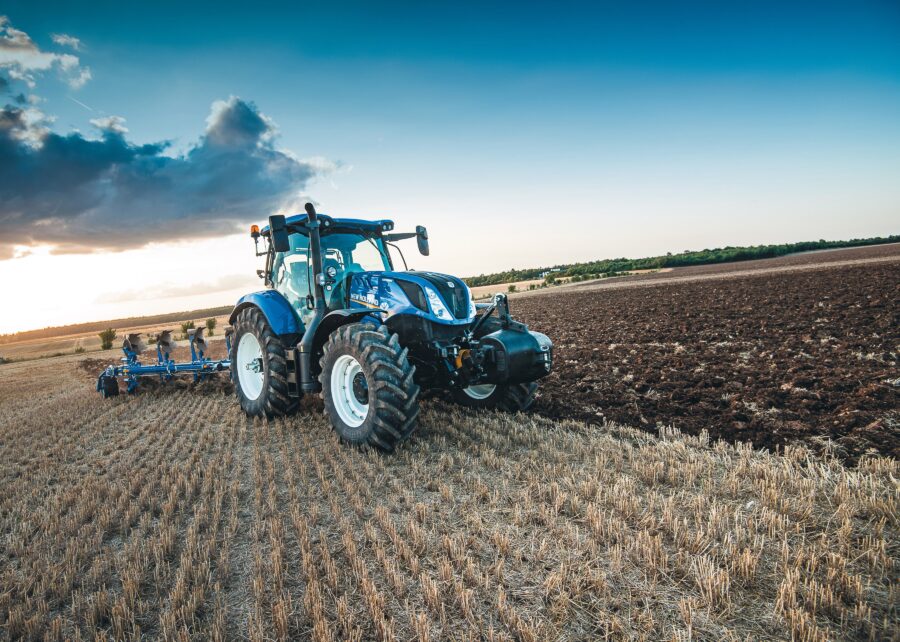 New Holland T6 Dynamic Command now available in UK and Ireland