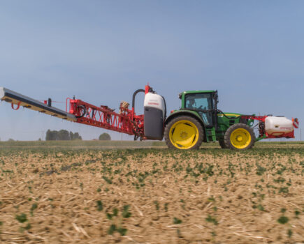 Top-spec sprayers for mid-sized farms