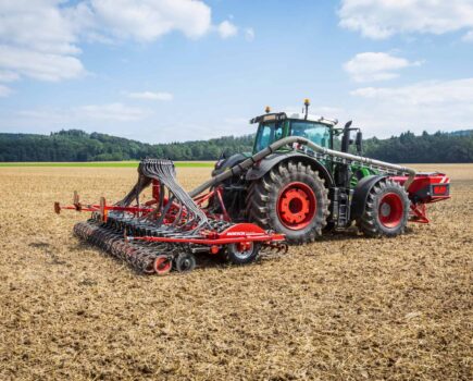 New HORSCH Taro drill family is highly manoeuvrable and efficient