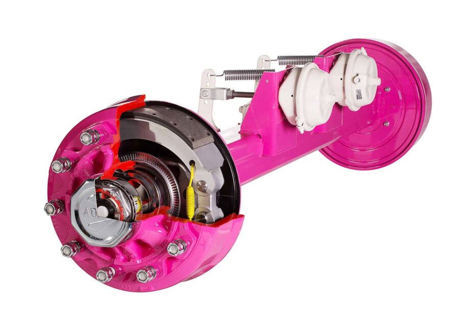 A new generation of higher performing and intelligent axles for agricultural trailers