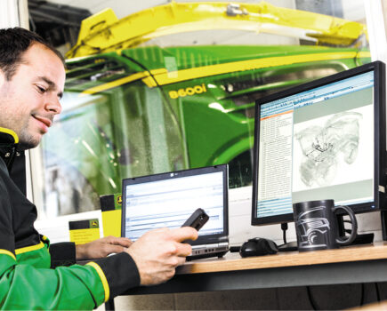 John Deere expands Self-Repair solutions