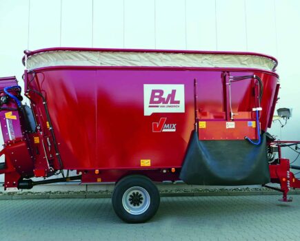 New Vario Volume system ensures flexible container volume for BvL mixer wagons