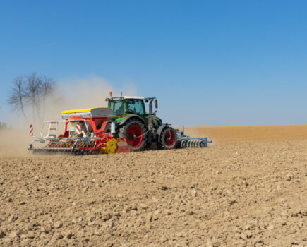 Pöttinger machines get connected